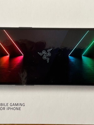 Razer Kisha V2 for iPhone with Lightning charging port like new
