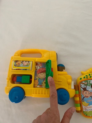 Playskool school bus vintage 1998 used with gift