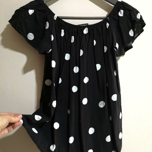 Summer polka dot blouse like new, black and white, size S/M