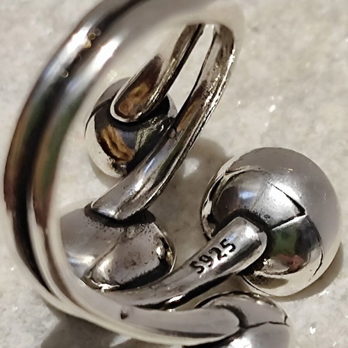 925 Silver Ring Like New With Adjustable Size