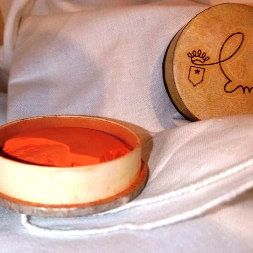 Emile rouge used vintage cardboard box