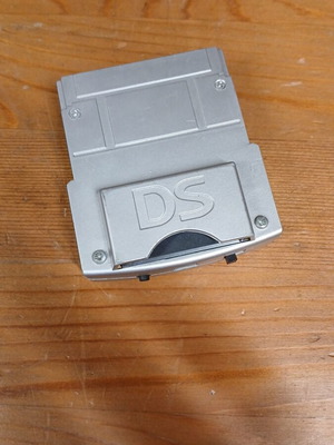 Action Replay Nintendo DS + GBA μεταχειρισμένο με φθορές εξωτερικές
