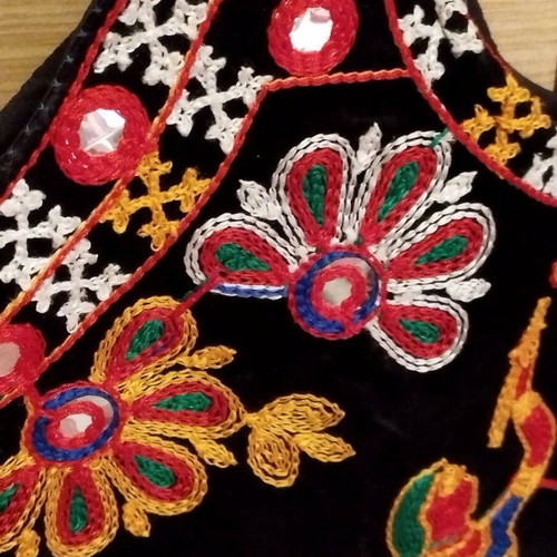 Handmade bag like new, colorful shoulder with embroidery