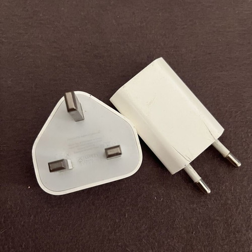 Apple adapters used, fully functional set