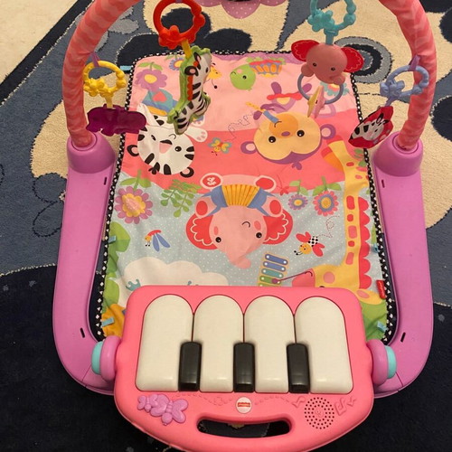 Fisher Price Baby Gym like new, fully functional