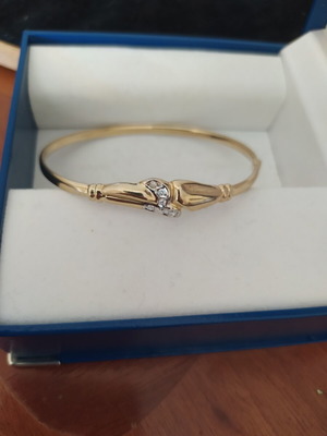585 gold bracelet with stones, engraved, 6 gr