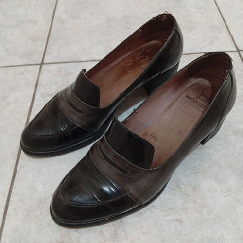 Women's shoes size 37, like new