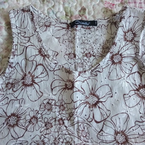 Sleeveless top like new, slim fit, transparent bottom, white and brown