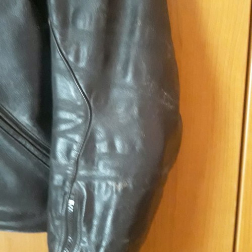 Dainese leather jacket used, size 50, with protectors
