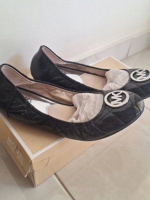 Michael Kors flat shoes like new, size 41, black