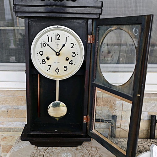 Polaris vintage wind-up wall clock used