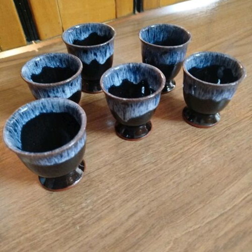 Clay vase pitcher set with glasses like new