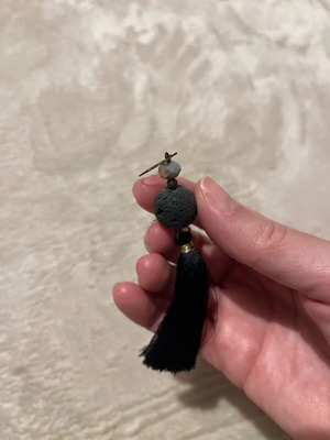 Dangling earrings like new, black