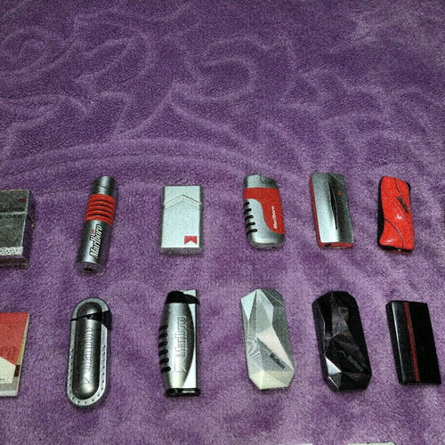 Marlboro lighters and cases used, set of 28 pieces
