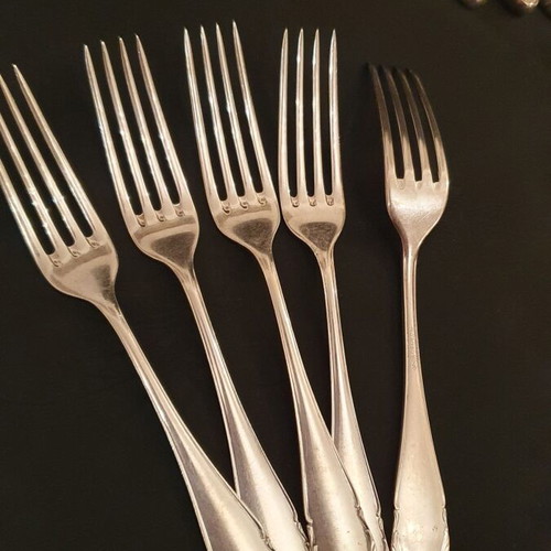 Cutlery set like new, 35 pieces