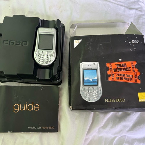 Nokia 6630 like new, gray, with original box and accessories