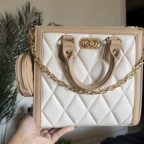 Aldo quilted handheld and shoulder bag like new, nude beige with gold details
