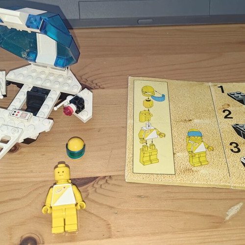 Lego Vintage Auxiliary Patroller Space Futuron 6850 used