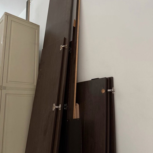 Wardrobe doors like new, wenge color, two sides and four doors