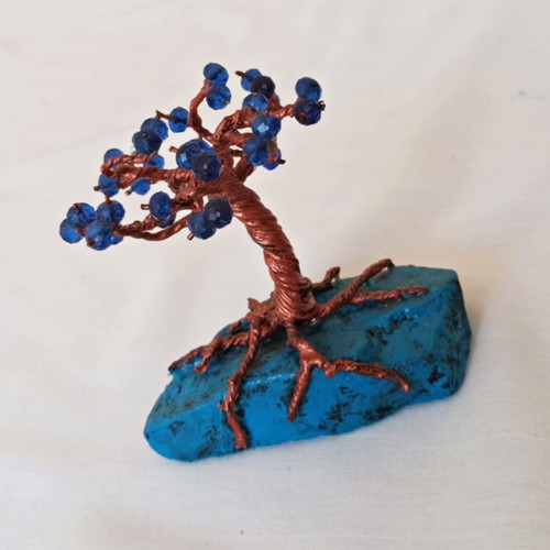 Decorative table tree new with blue beads and stone