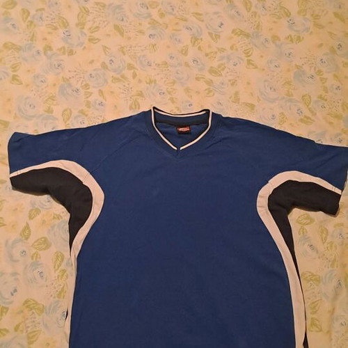 Caan blue T-shirt like new, size XL