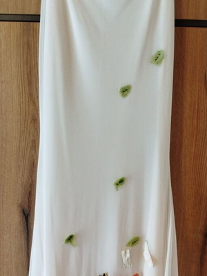 Vintage Tassos Mitropoulos skirt like new, white maxi mermaid with fabric flowers and gift white scarf
