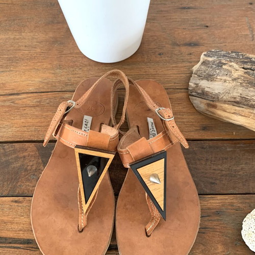 Meet The Cat leather sandals new, wood and plexiglass details, size 37