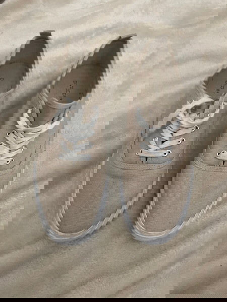 h&m παπούτσια 42