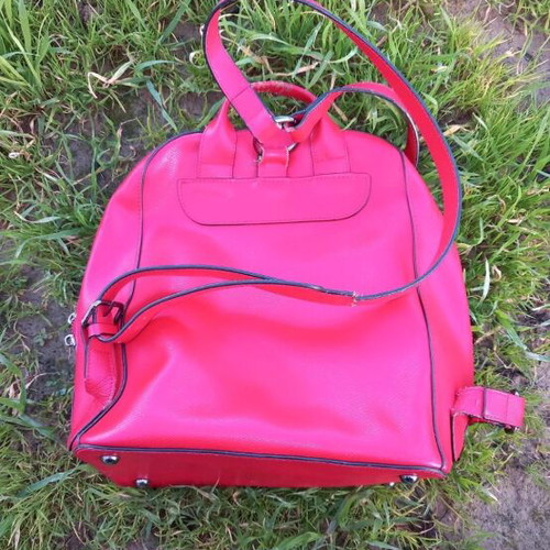 Y Not? backpack used, red