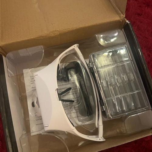 Magnifying glasses like new