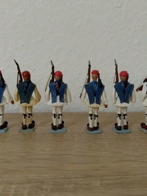 Athina Evzones figures used, blue uniform