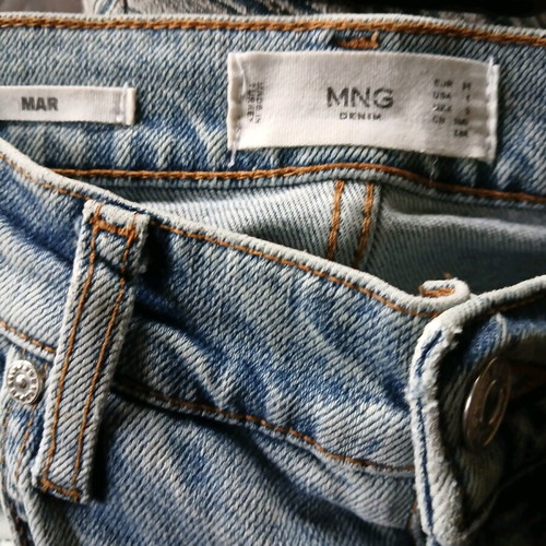 Mango straight jean like new, size 38, blue
