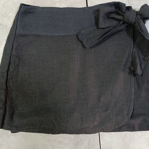 Pull & Bear black linen skirt shorts used, size S