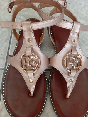 Bronze low sandals size 38 like new
