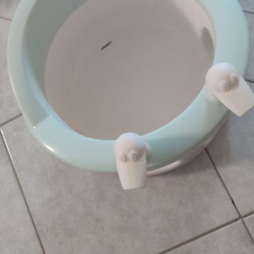 Bebe Jou Bath Seat with Water Toy like new