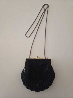 Vintage La Regale Black Beaded Shell Purse Crossbody Like New