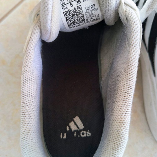 Adidas unisex size 38 like new