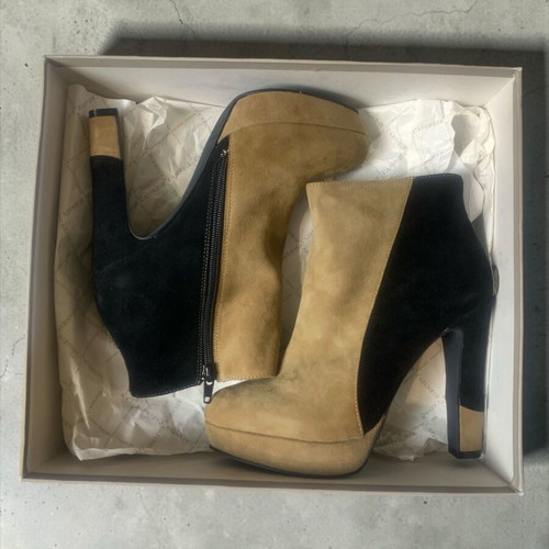 CafèNoir women's ankle boots like new, size 36, brown/black two-tone