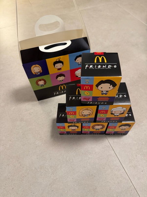 Complete McDonald’s x Friends Collector Set καινούργιο, 6 φιγούρες με κουτί