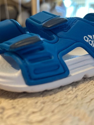 Σανδάλια βρεφικά Adidas 12 cm καινούργια