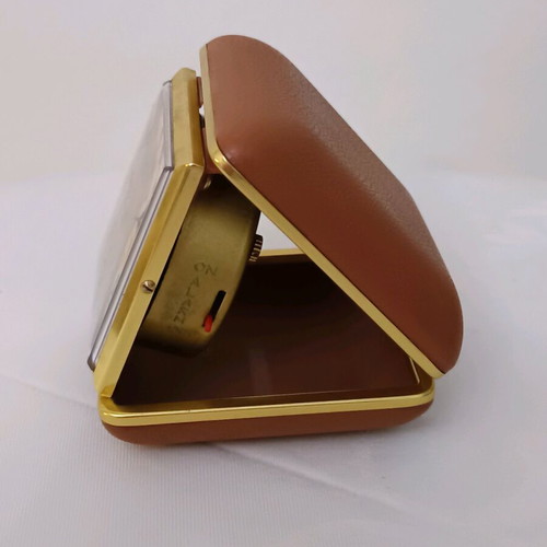 Anker old table alarm clock used