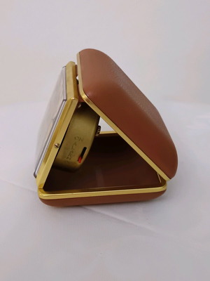 Anker old table alarm clock used