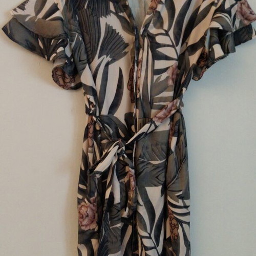 Misskoo women's floral dress M like new, colorful