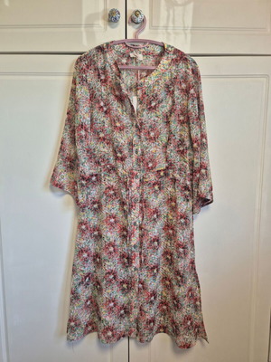 Regalinas floral tunic new, size M/L, multicolor