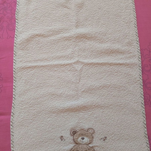 Cotton towel and fabric pouch DPAM like new