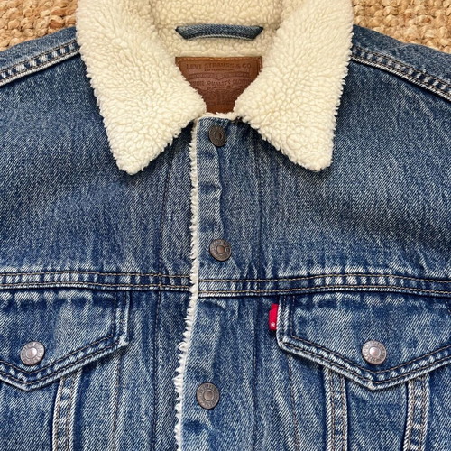 Levi’s Jean jacket with inner lining new, size M, blue