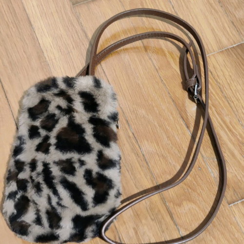 Mobile phone bag like new for small items