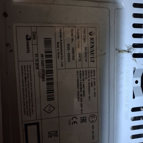 Renault Clio radio like new with base