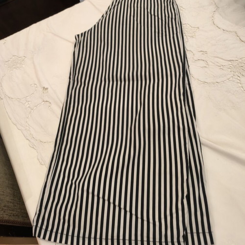 Susy Mix striped crop pants, straight fit, black and white
