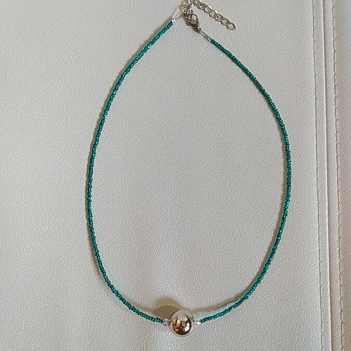 Handmade necklace green and silver new